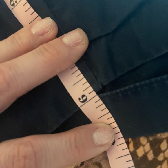 Tommy Hilfiger shorts • Mens size 34 - Picture 6 of 6